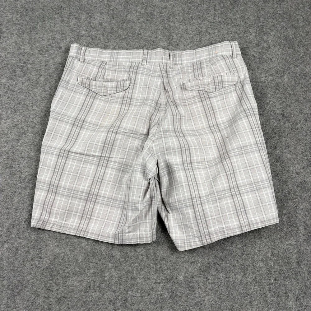 Y2K Dockers Shorts Mens 34 Gray Plaid Cotton Classic Fit Casual Summer Chino 00s
